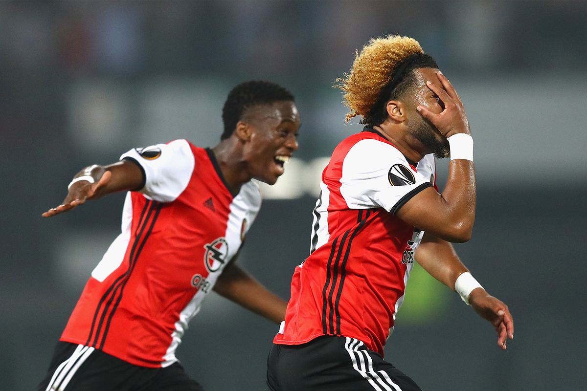 他们在狭小 他们在狭小