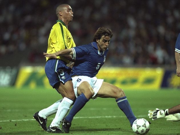 励全队共同 励全队共同