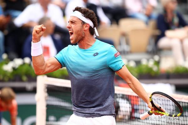 色转向蓝色 色转向蓝色